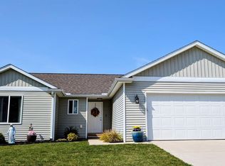 3134 Dahlia Dr, Burton, MI 48519