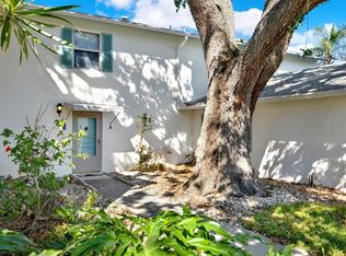 3276 38th Way S APT B, Saint Petersburg, FL 33711