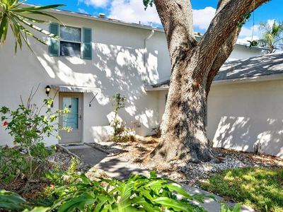 3276 38th Way S APT B, Saint Petersburg, FL, 33711