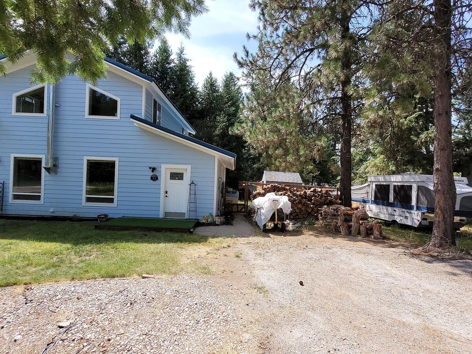 3 bed, 1800 sqft, $2,500 — Photo 4