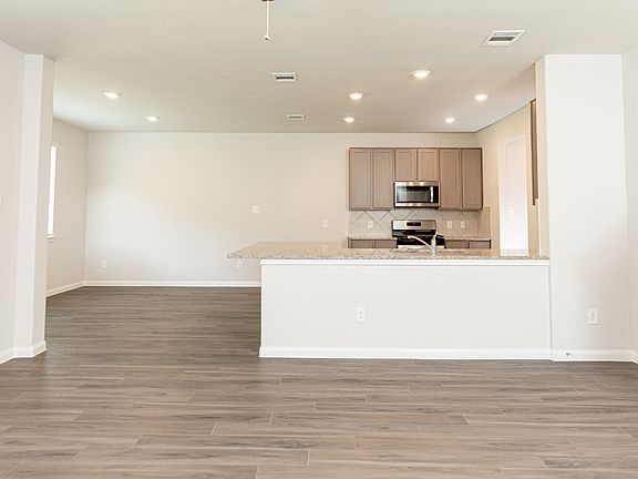 Family Room to Kitchen