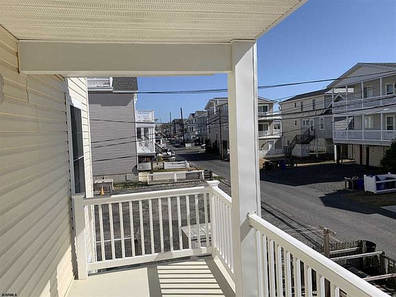 5th image of 3321 Asbury Ave APT 1