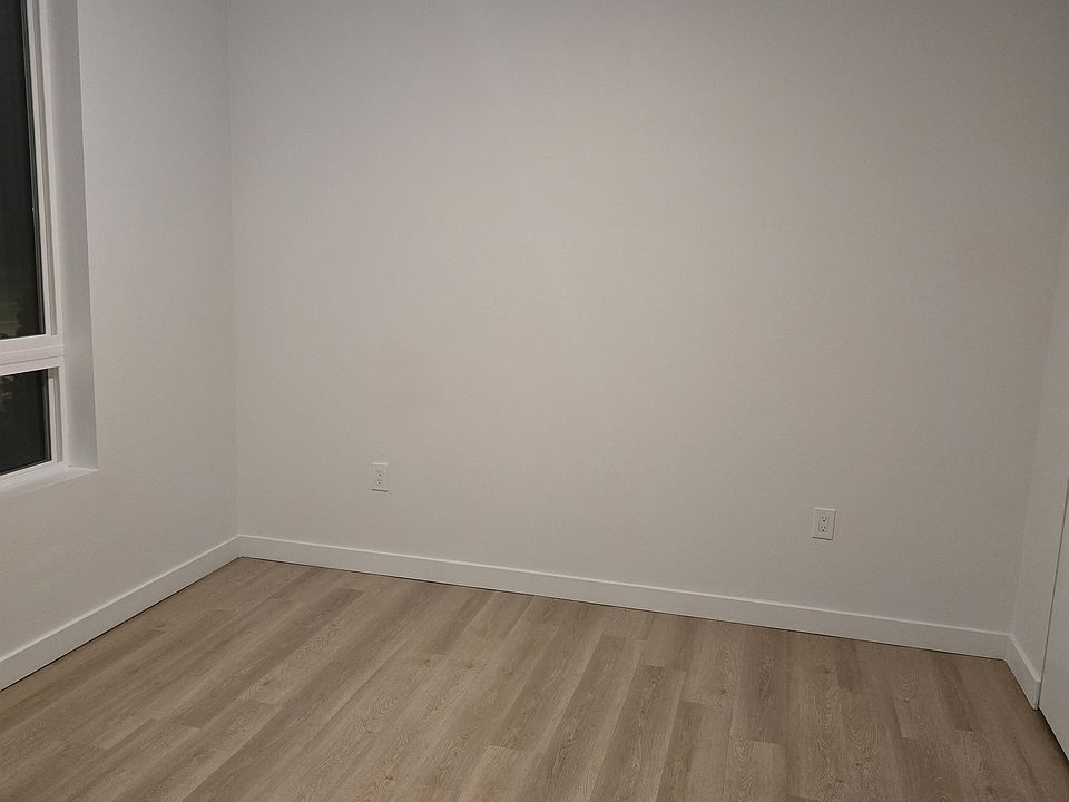 1st image of 5702 N Central Park Blvd #114