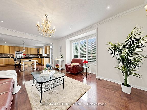 5th image of 1527 Morse Pl