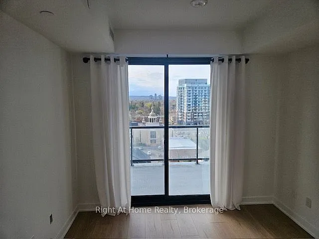 2075 Lakeshore Rd #810 — Photo 4