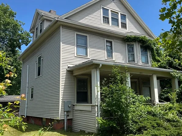 305 Dickinson St, Springfield, MA 01108