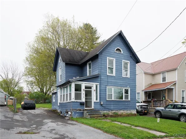 415 S Meadow St, Watertown, NY 13601