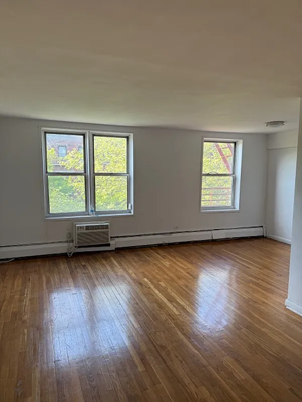 800 Cortelyou Road 5L