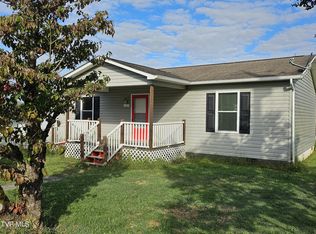 107 S 2nd St, Watauga, TN 37694
