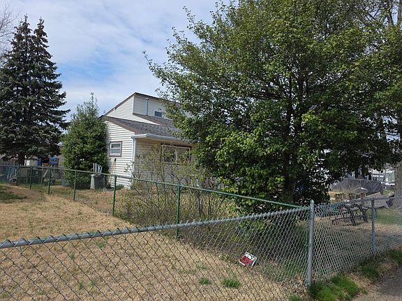 3rd image of 524 N Coles Ave