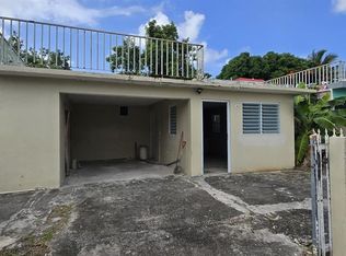 C 20 Las Flores St, Coto Laurel, PR 00780