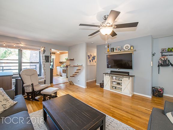 3rd image of 241 E Main St