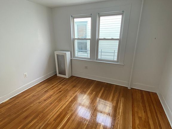 4th image of 4332 Matilda Ave Floor 2