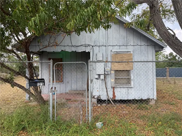 125 N Bluntzer St, Corpus Christi, TX 78408