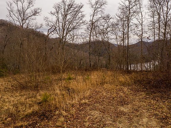 3rd image of LOT 205 Brookwood Dr Lot 205