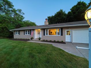 505 9th St, Manistee, MI 49660