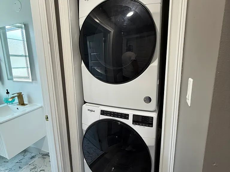 851 Wentworth Ave #2 — Photo 5