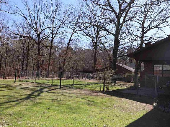 5th image of 233 Country Oaks Ln