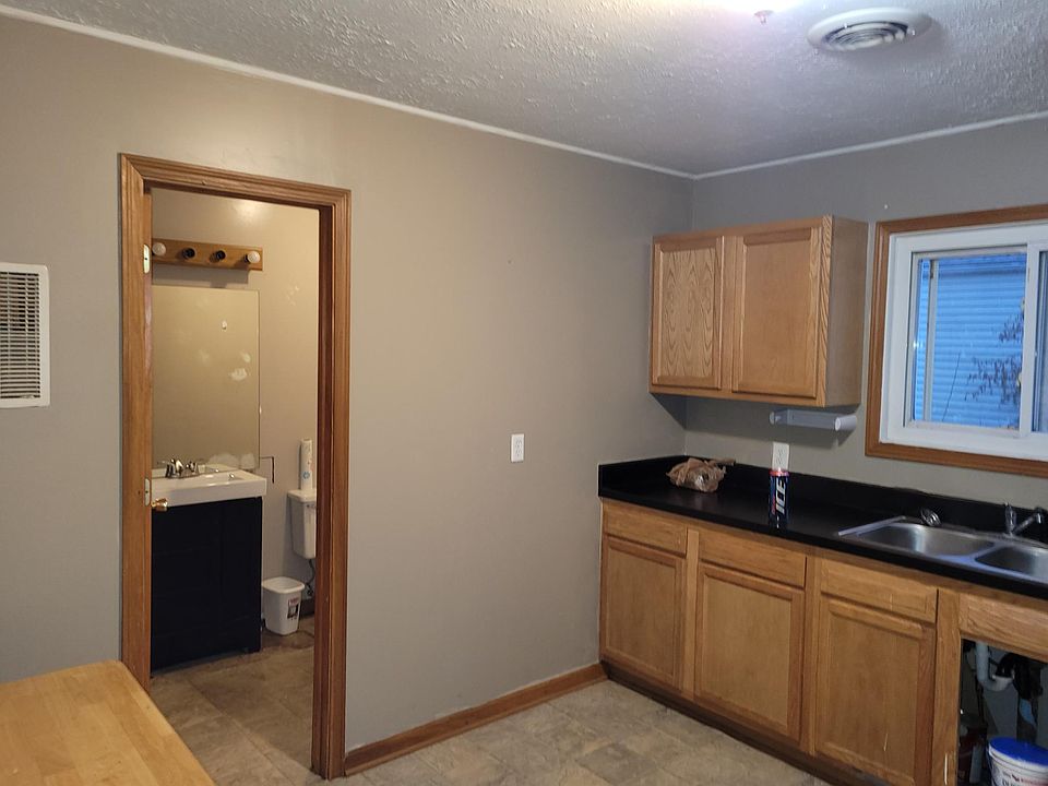1st image of 89 Kreiner Ave