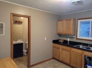 89 Kreiner Ave, Akron, OH 44312