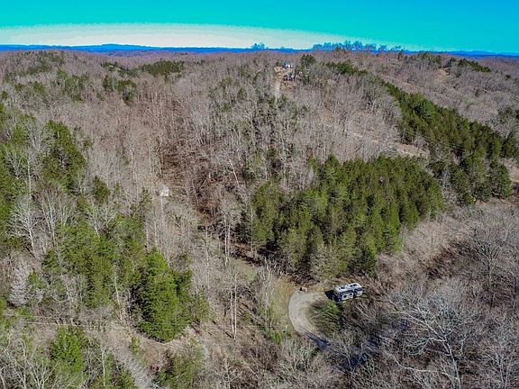5th image of 2922 Crossfield Rd
