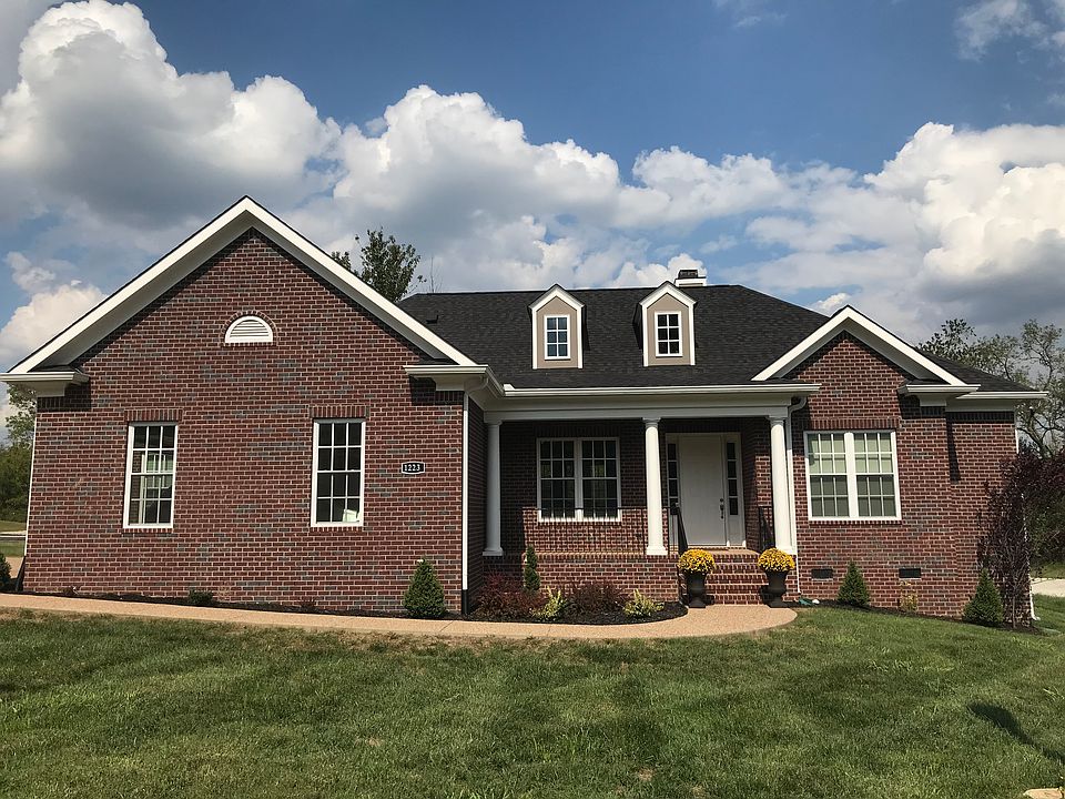 Beautiful Brick Ranch Home!!