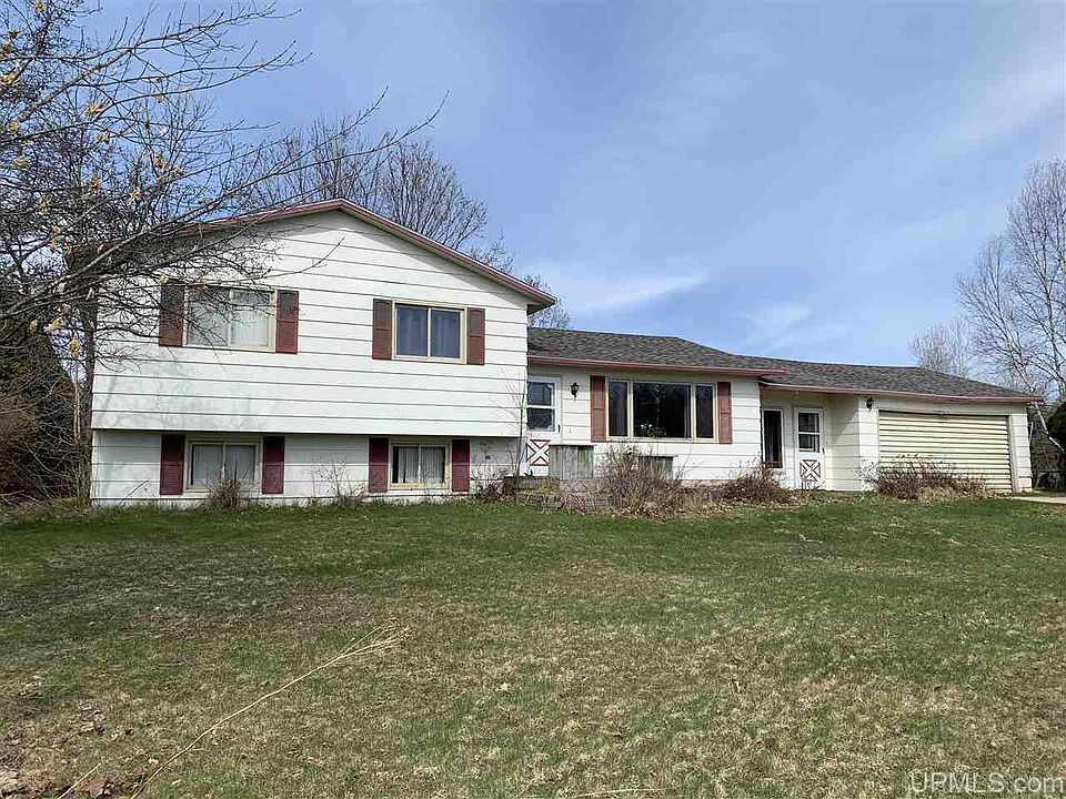 1st image of 1042 McKindles St