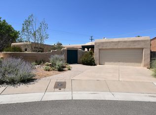 1909 Sol Rio Ct NW, Albuquerque, NM 87107