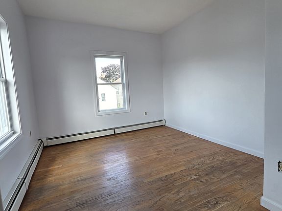 5th image of 5 Merino St #3E