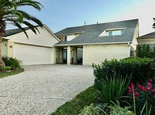 6 Wellington Ln, Sugar Land, TX 77478
