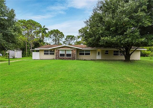 1st image of 2060 Brooklawn Dr