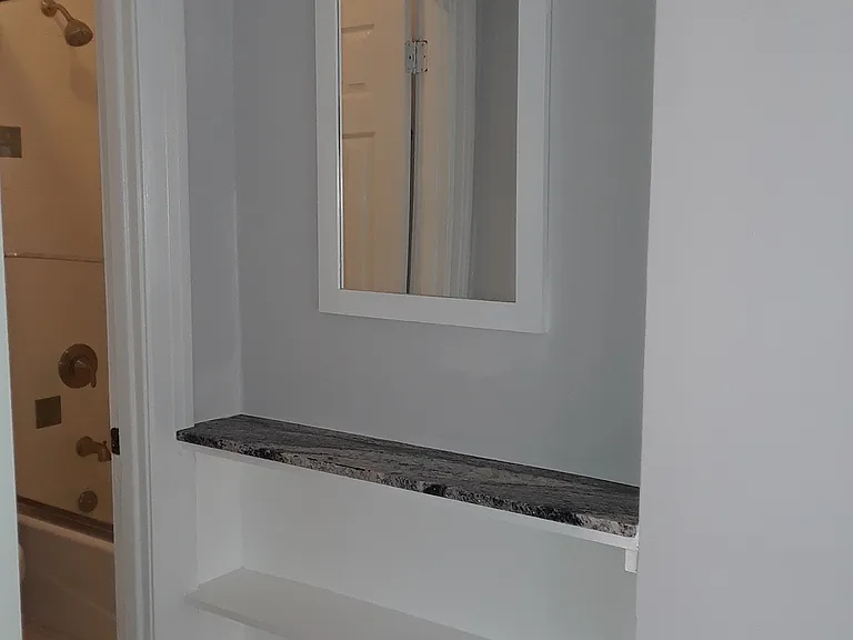 217 S Berendo St #111 — Photo 5