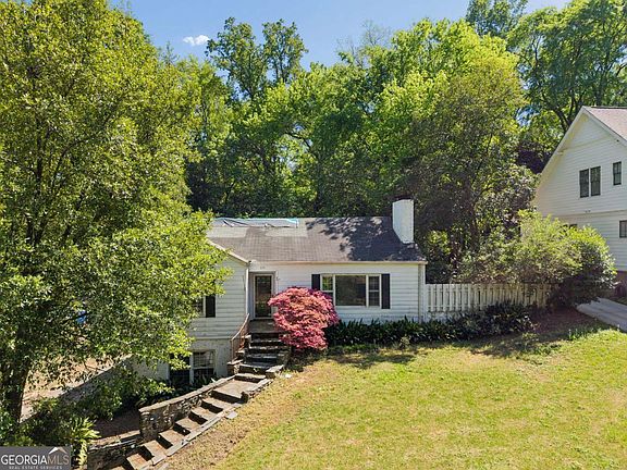 2nd image of 314 Garden Ln NW