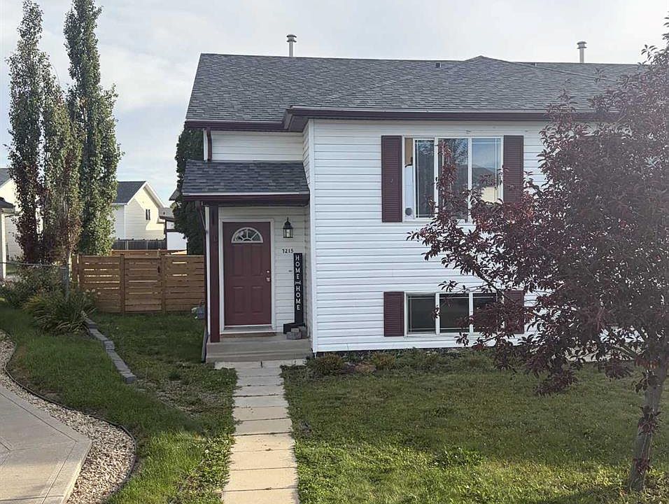 1st image of 7215 W 105th St