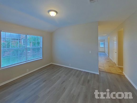 5th image of 8457 Asheville Ln