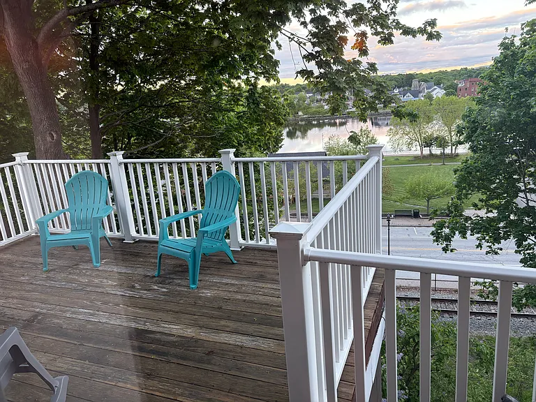 24 Pleasant St #3 — Photo 24