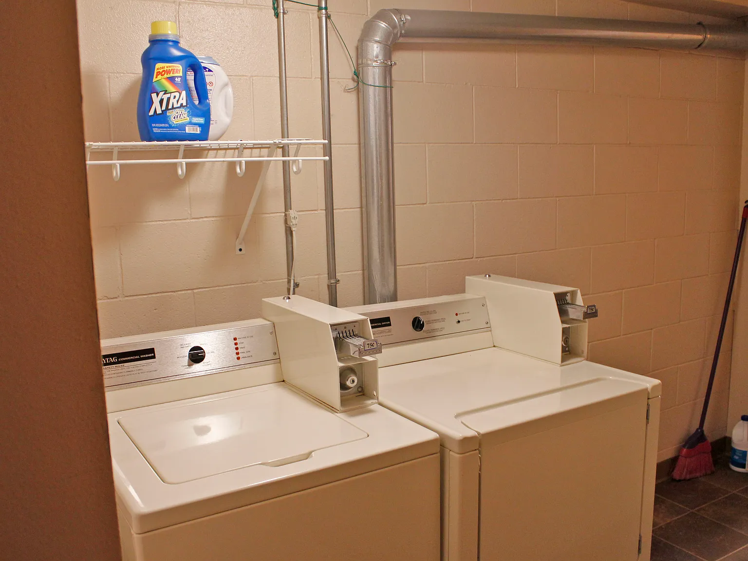 Studio, 500 sqft, $785 — Photo 3