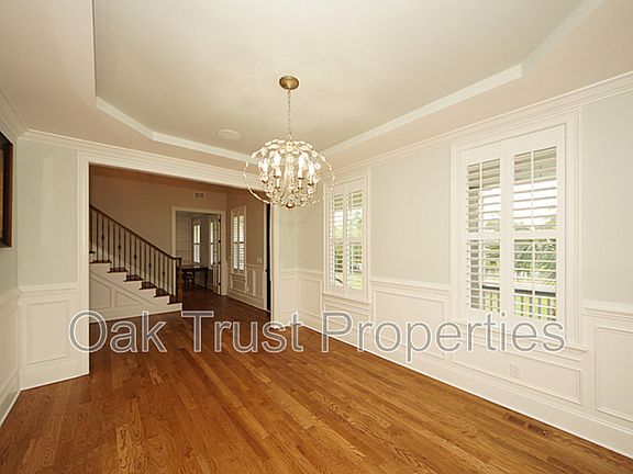 5th image of 125 Brogun Ln