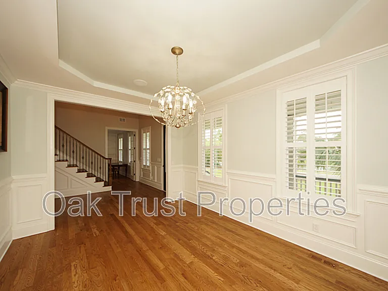 125 Brogun Ln — Photo 5