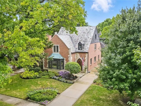 140 Patterson Rd, Dayton, OH 45419