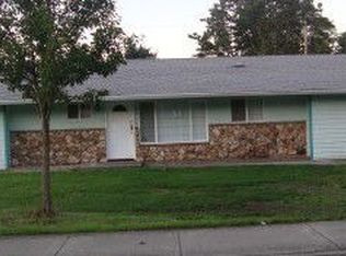 7716 NE Burton Rd, Vancouver, WA 98662