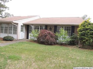 96 Cambridge Cir #D, Manchester Township, NJ 08759