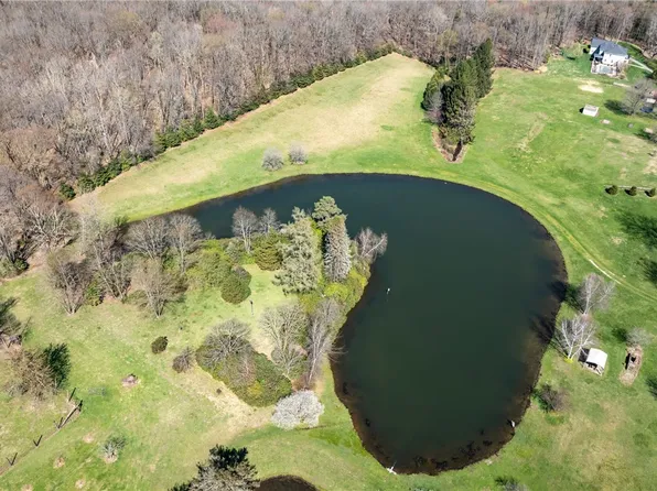 Crisswell Rd, Butler, PA 16002