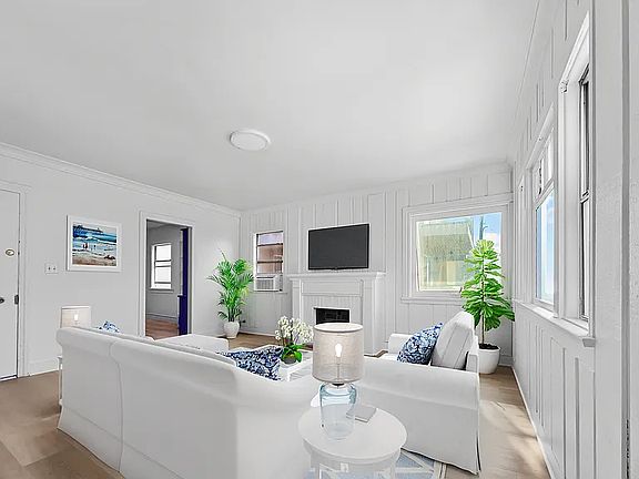 3rd image of 32 16th St #34