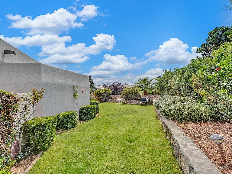 5601 Burning Tree Dr — Photo 31