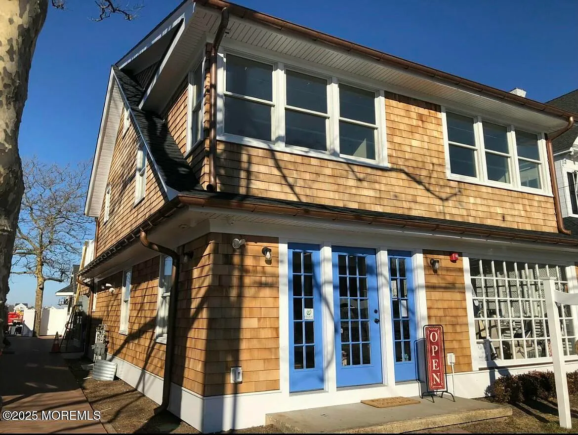 2 bed, $12,000 — Photo 1