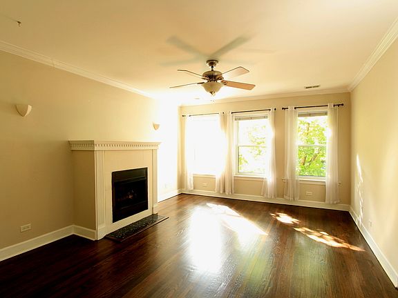3rd image of 7059 N Damen Ave APT 2N