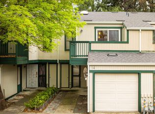 299 Shasta Drive #14, Vacaville, CA 95687