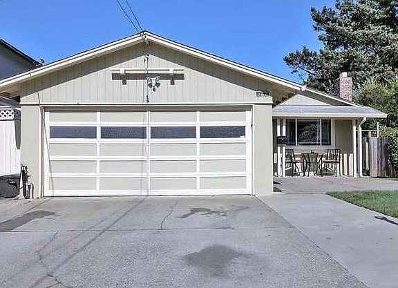 2nd image of 760 McDonell Dr