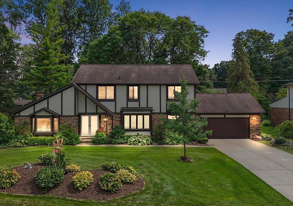 1st image of 35245 Glengary Cir